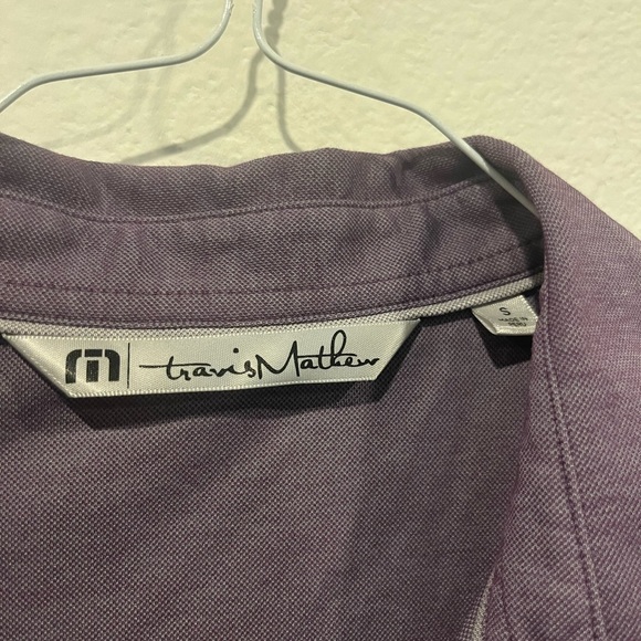 Travis Mathew Men's Size Small Purple Short Sleeve Golf Polo‎ Shirt Logo EUC - Picture 2 of 5